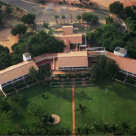 The Ashok Beach Resort Pondicherry Exterior photo