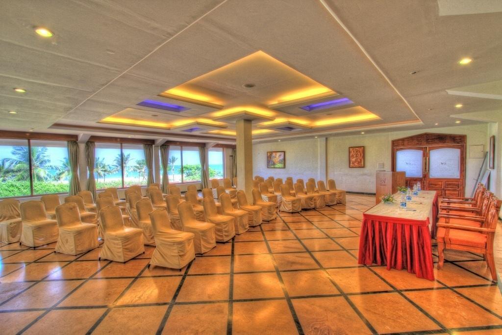 The Ashok Beach Resort Pondicherry Exterior photo